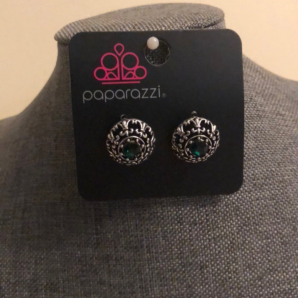 Paparazzi earrings